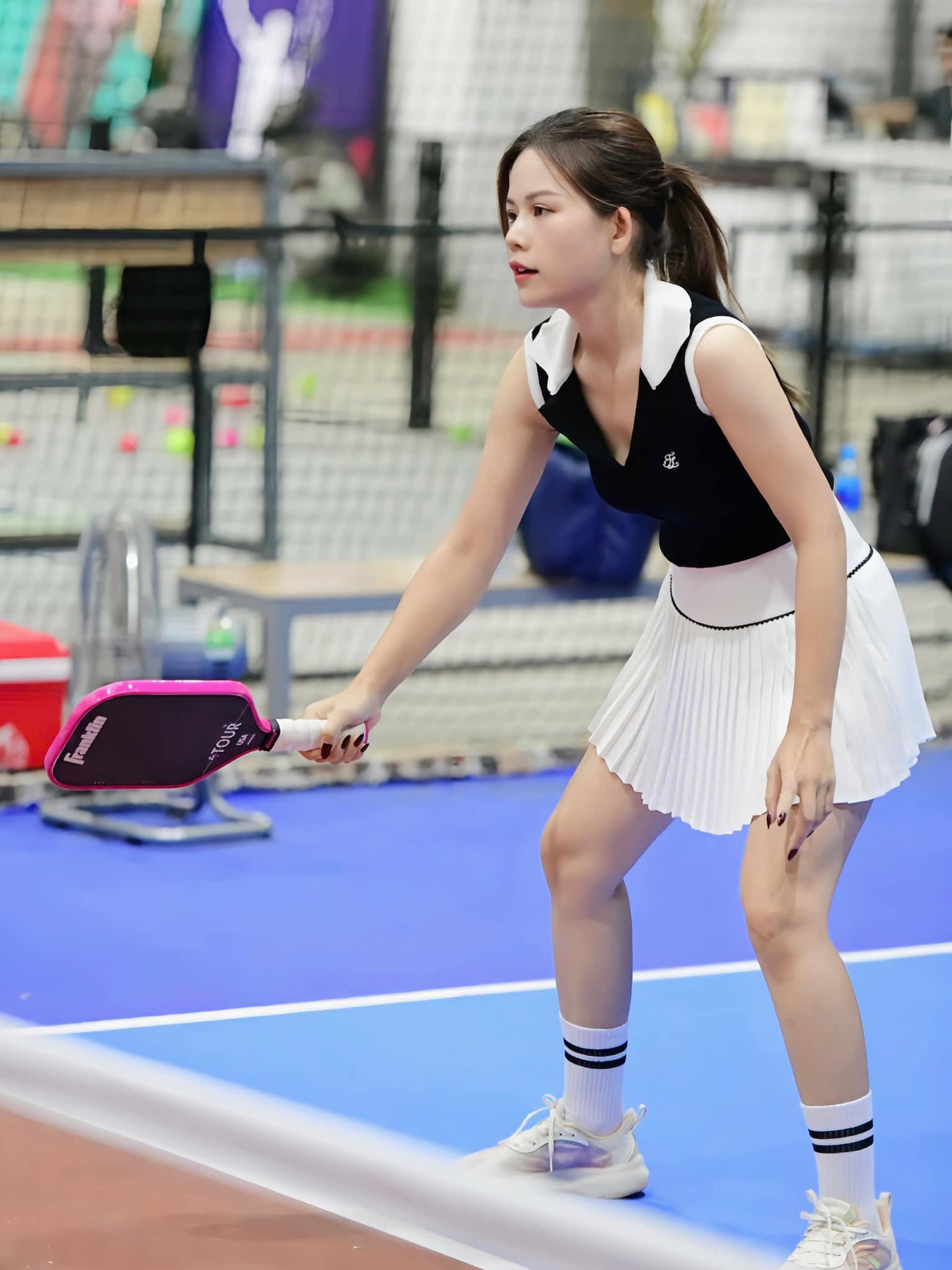 Nữ MC U40 lão hóa ngược nhờ Pickleball, chồng là Phó chủ tịch vẫn bị vợ "tuýt còi" khi chung đội với bạn nữ- Ảnh 5.