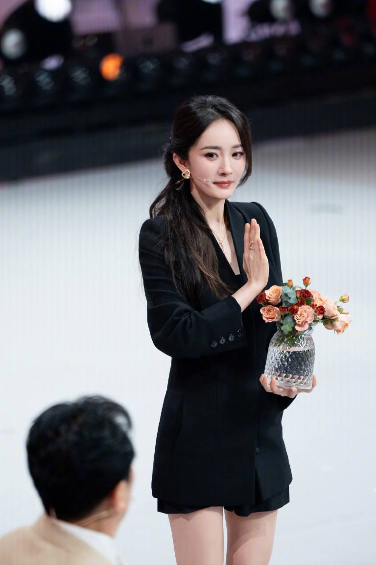 "Dương Mịch học kém nhất nhà, ở gia đình tôi, không thi đỗ Thanh Hoa chính là ngốc"- Ảnh 7.