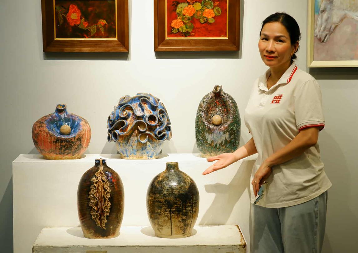 Triển lãm nghệ thuật “Khúc Giao Thoa - Khởi - Hoà - Sinh” mới toanh, quy tụ hơn 30 nghệ sĩ đỉnh thế này ở Hà Nội- Ảnh 3.