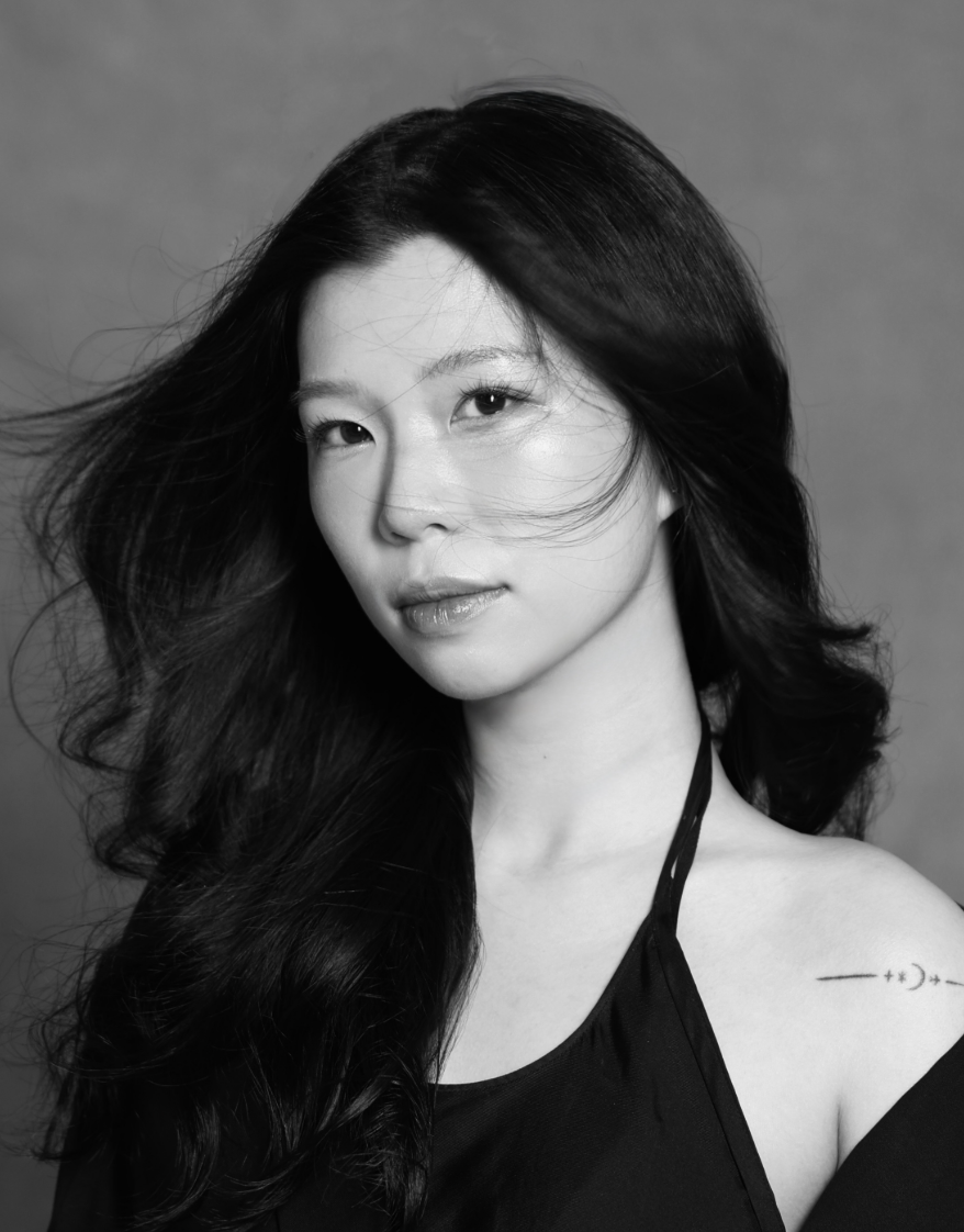 Ái nữ Gen Z đưa brand Việt đến New York Fashion Week: Không chỉ tài năng, ngoài đời còn là "cool girl" chính hiệu- Ảnh 6.