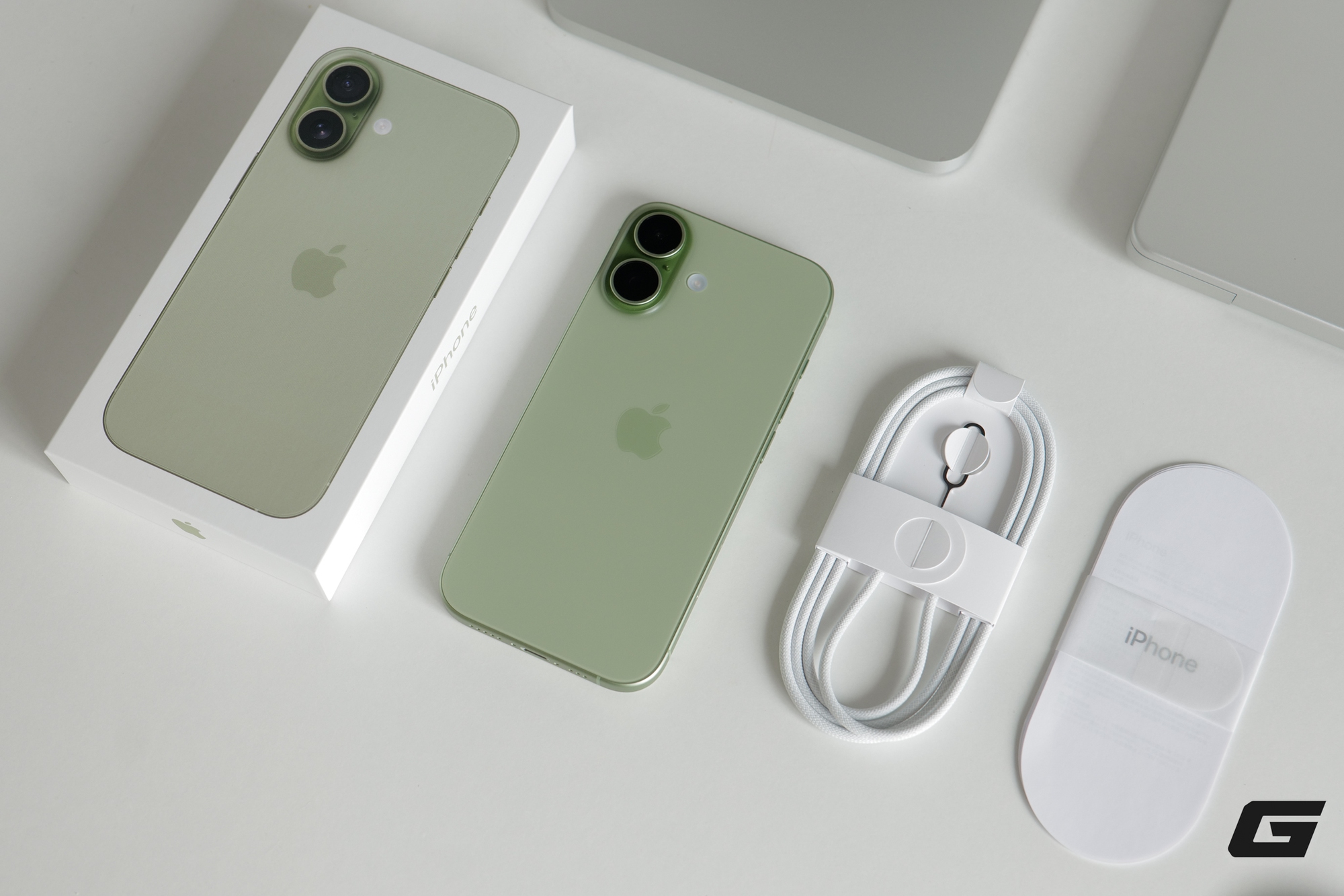 Mở hộp iPhone 17 chính hãng màu xanh cực đẹp: Chiếc iPhone có nhiều nâng cấp đáng giá nhất!- Ảnh 3.