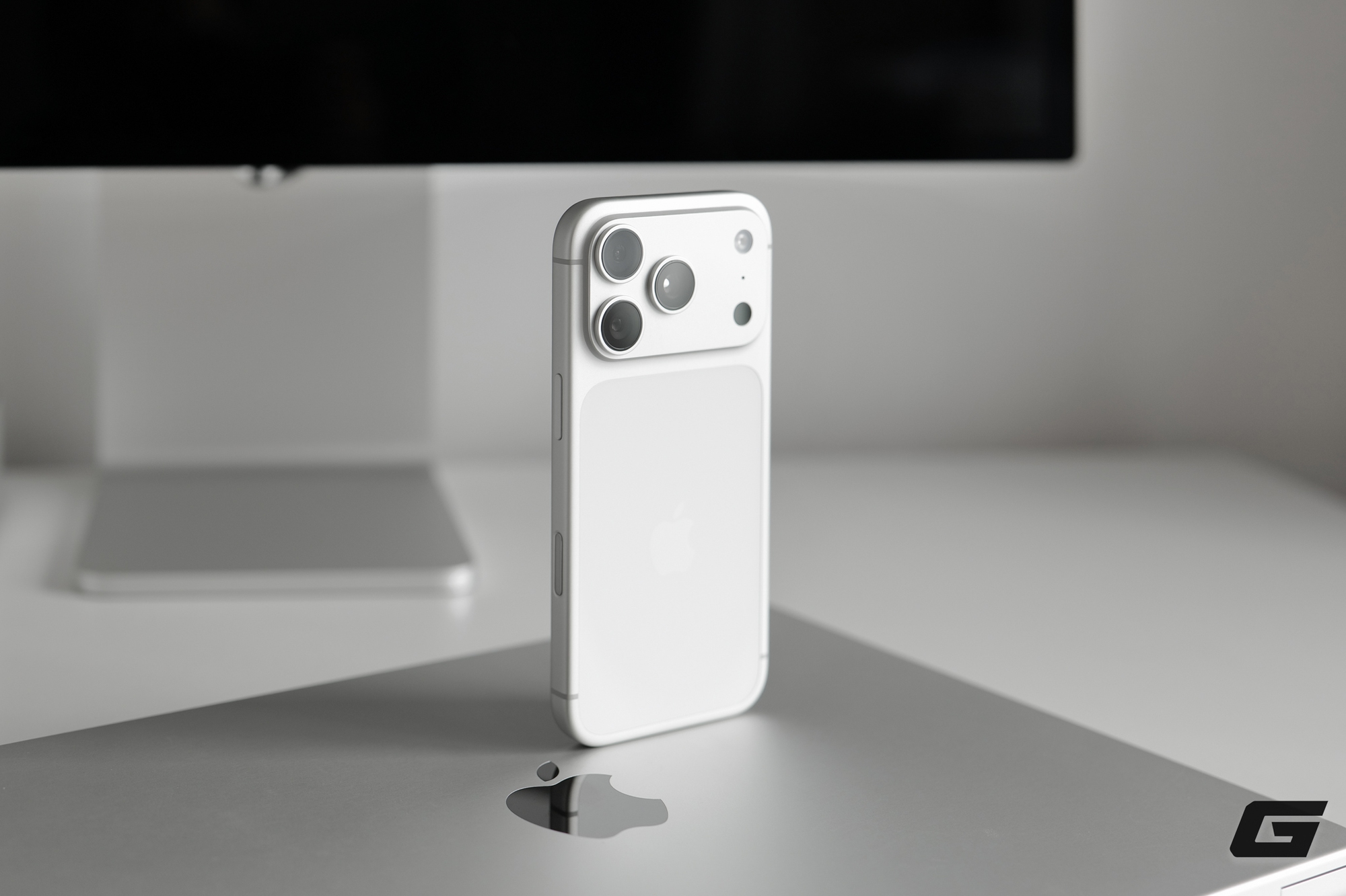 Mở hộp iPhone 17 Pro và iPhone 17 Pro Max chính hãng: Màu cam nổi bật, màu bạc tinh tế, chọn màu nào bây giờ?- Ảnh 18.