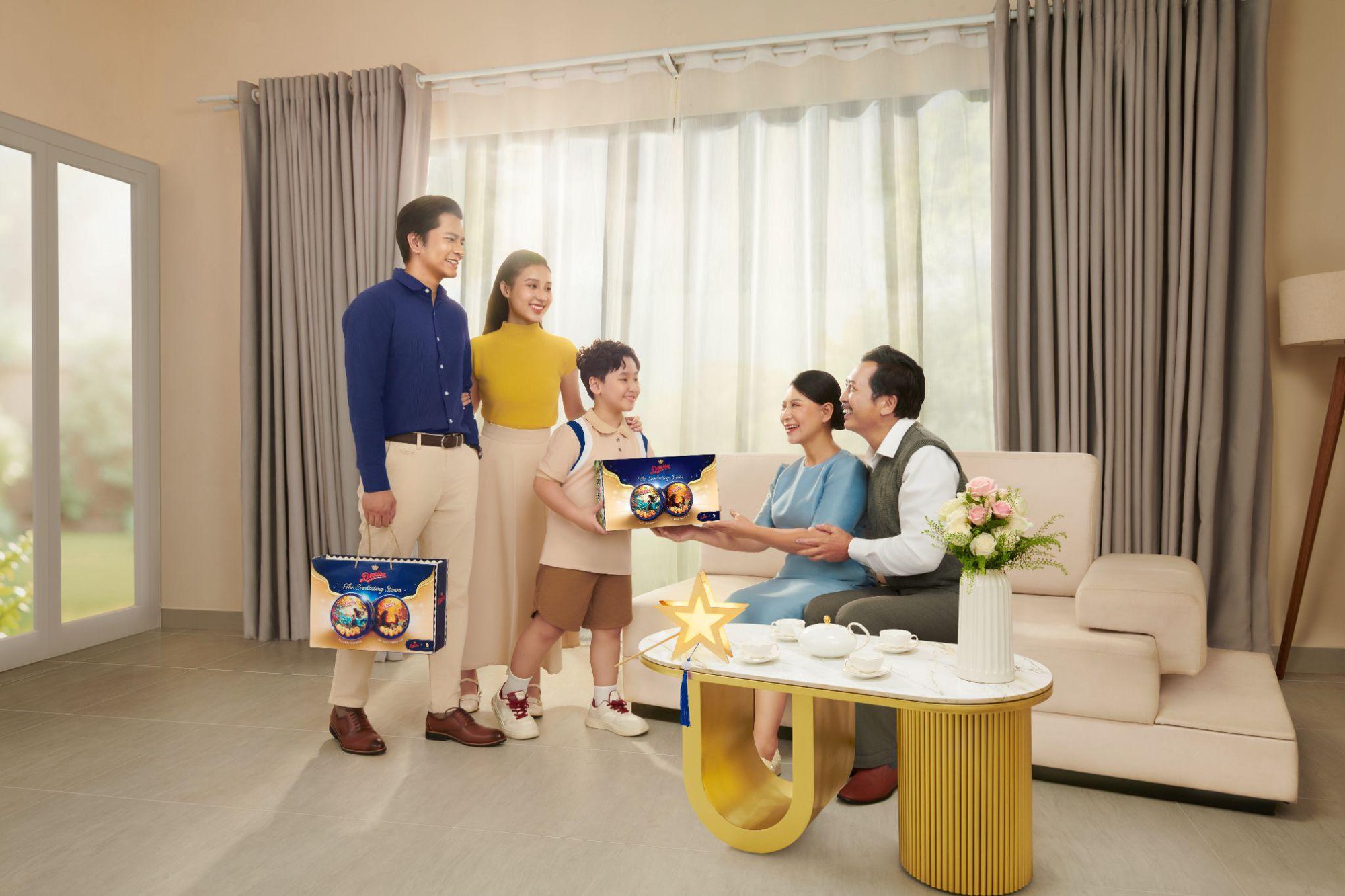Danisa đưa truyện cổ Andersen vào bộ quà tặng Trung thu phiên bản giới hạn- Ảnh 3.