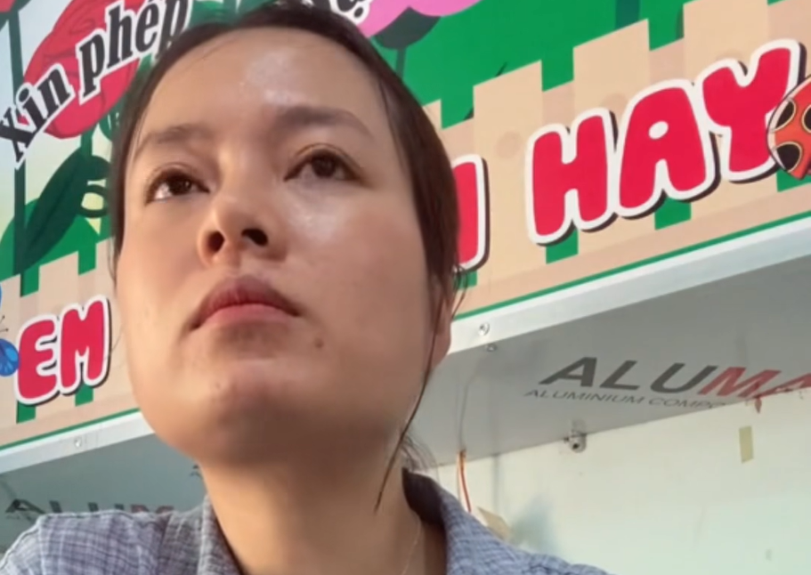 Khoảnh khắc trong lớp học khiến triệu người rơi nước mắt: "Mình có mẹ là đã quá may mắn rồi"- Ảnh 2.
