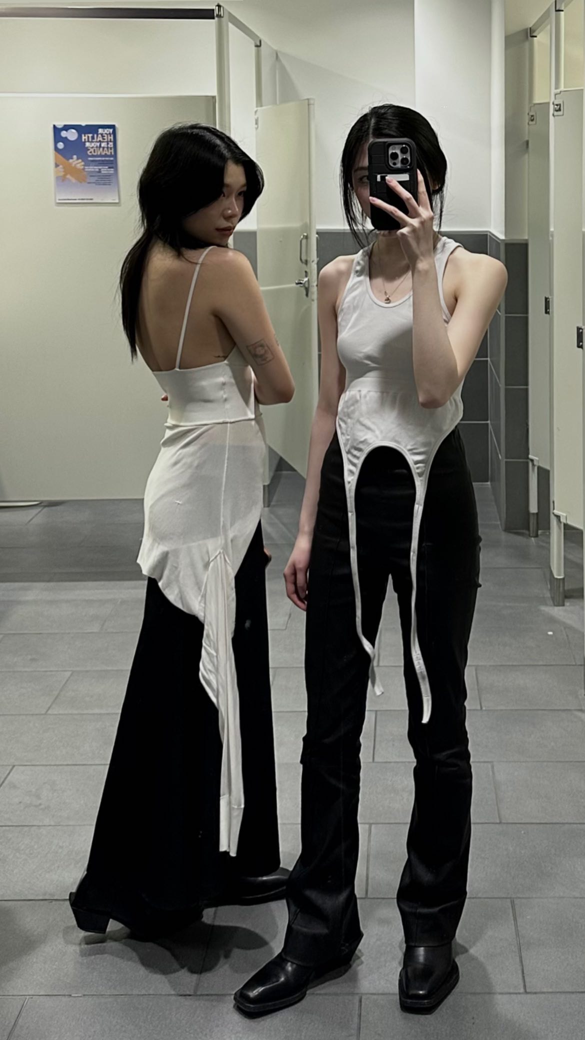 Ái nữ Gen Z đưa brand Việt đến New York Fashion Week: Không chỉ tài năng, ngoài đời còn là "cool girl" chính hiệu- Ảnh 18.