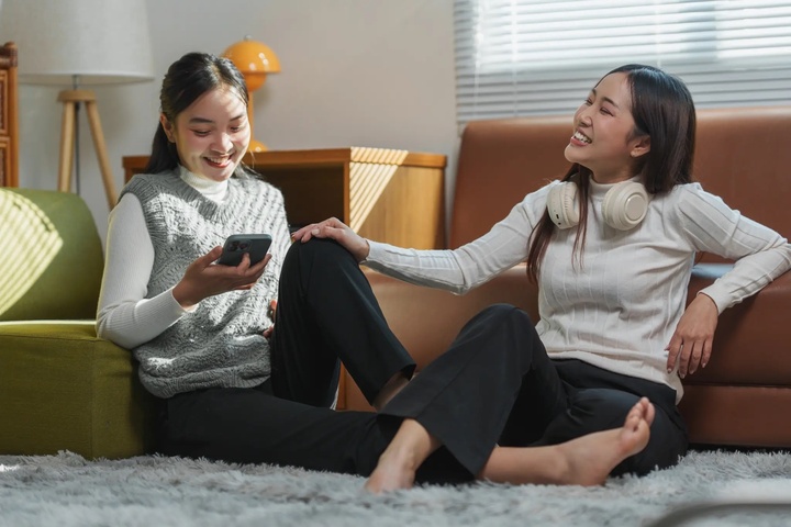 Vì sao gen Z thích ru rú trong nhà, ít khi chịu ra ngoài?- Ảnh 1.