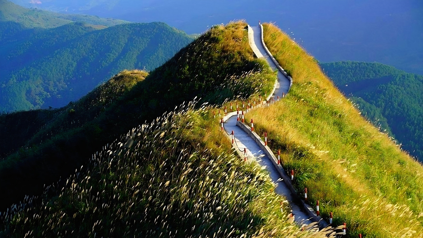Du lịch Quảng Ninh có điều mới lạ- Ảnh 3.