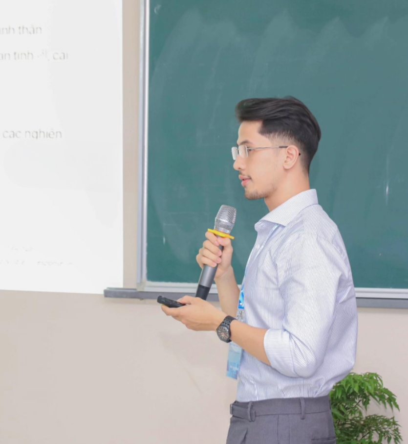 2 bác sĩ sinh năm 2001, đến từ Đại học Y Dược TP.HCM: 