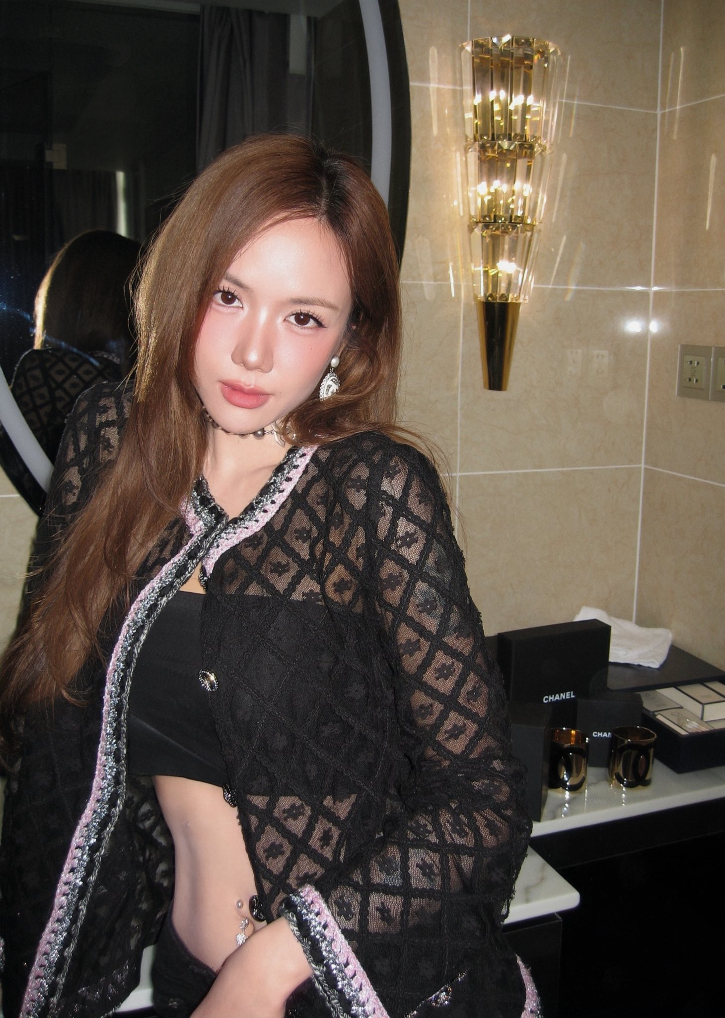 Nhan sắc gợi cảm của 2 "chị em ruột đẹp nhất showbiz Việt"- Ảnh 4.