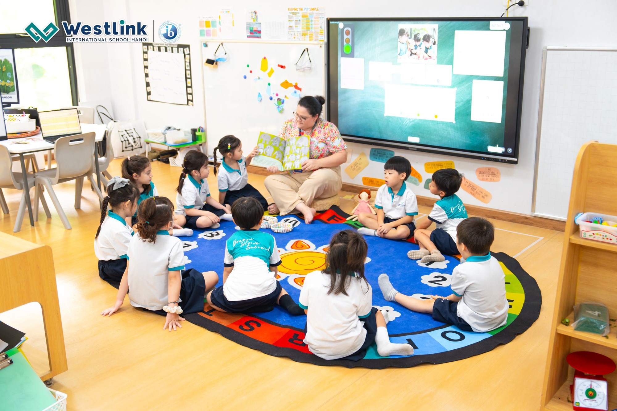 Lan Phương chi 1 tỷ/năm để nuôi con, 2 ái nữ đều học trường quốc tế, được mẹ địu đi du lịch khắp thế giới- Ảnh 3.