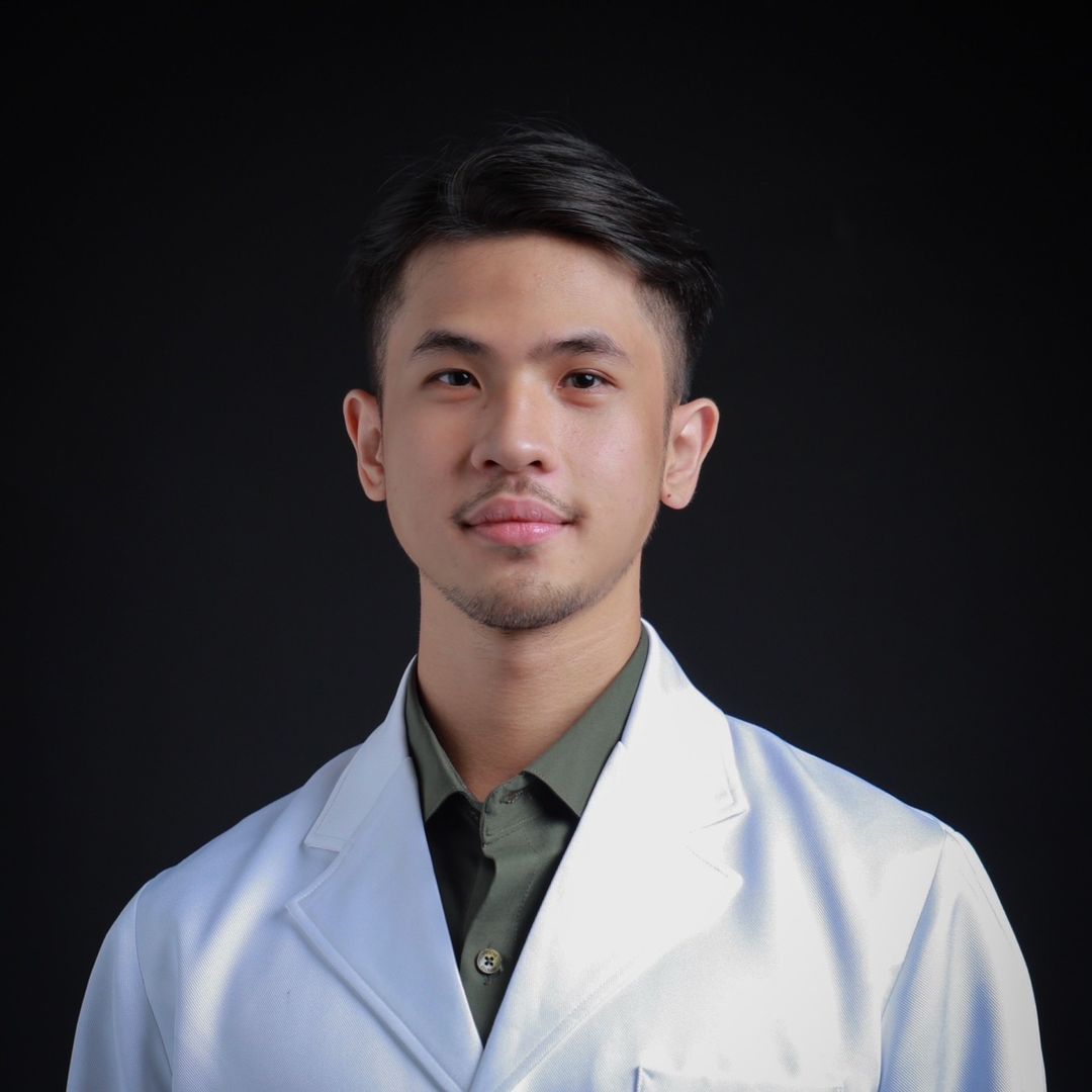 2 bác sĩ sinh năm 2001, đến từ Đại học Y Dược TP.HCM: 