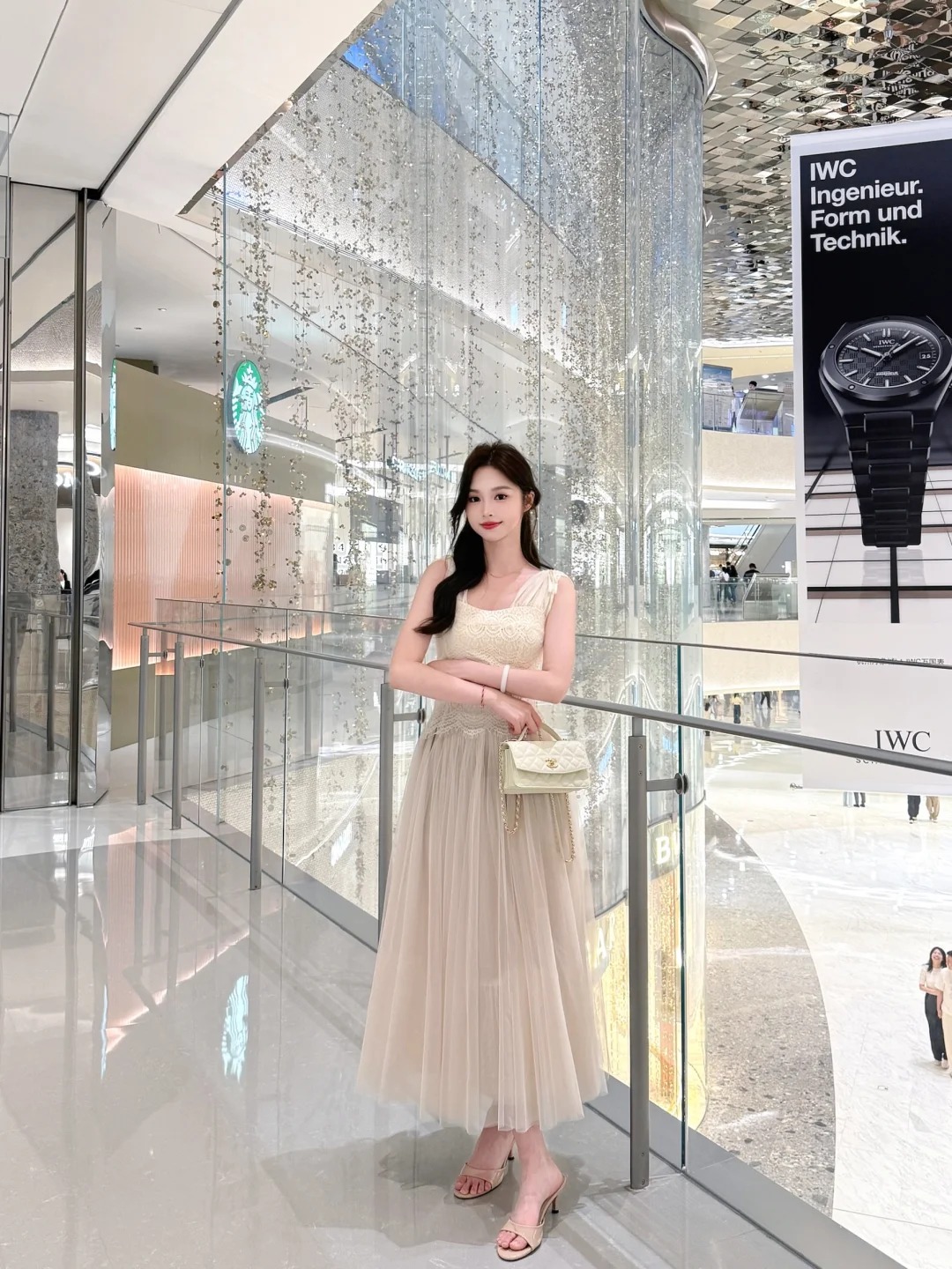 7 bộ váy khiến đồng nghiệp khen tôi trông như “tiểu thư nhà giàu”- Ảnh 1.