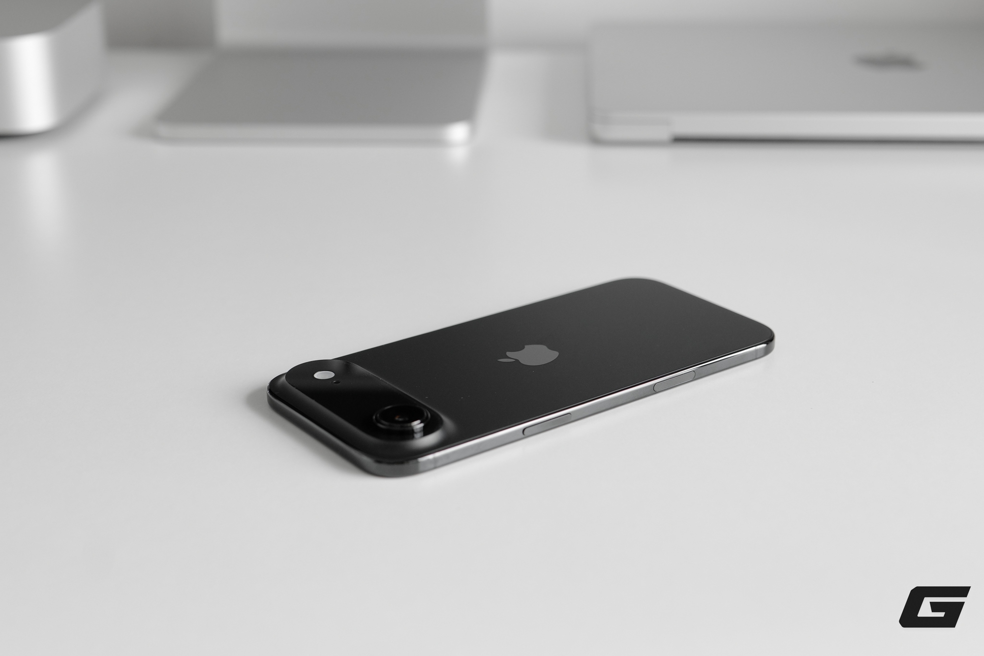 Bạn sẽ khó tin độ mỏng của iPhone Air cho tới khi xem những hình này!- Ảnh 12.