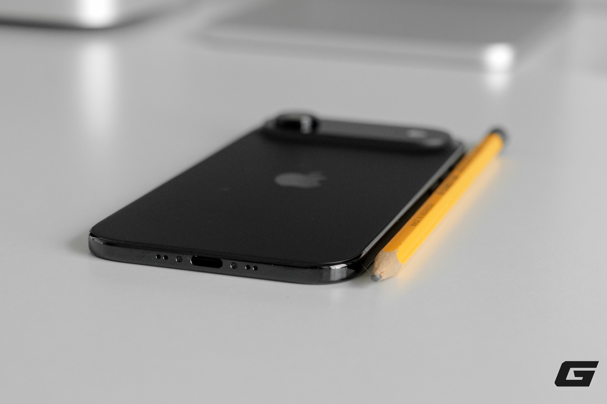 Bạn sẽ khó tin độ mỏng của iPhone Air cho tới khi xem những hình này!- Ảnh 11.