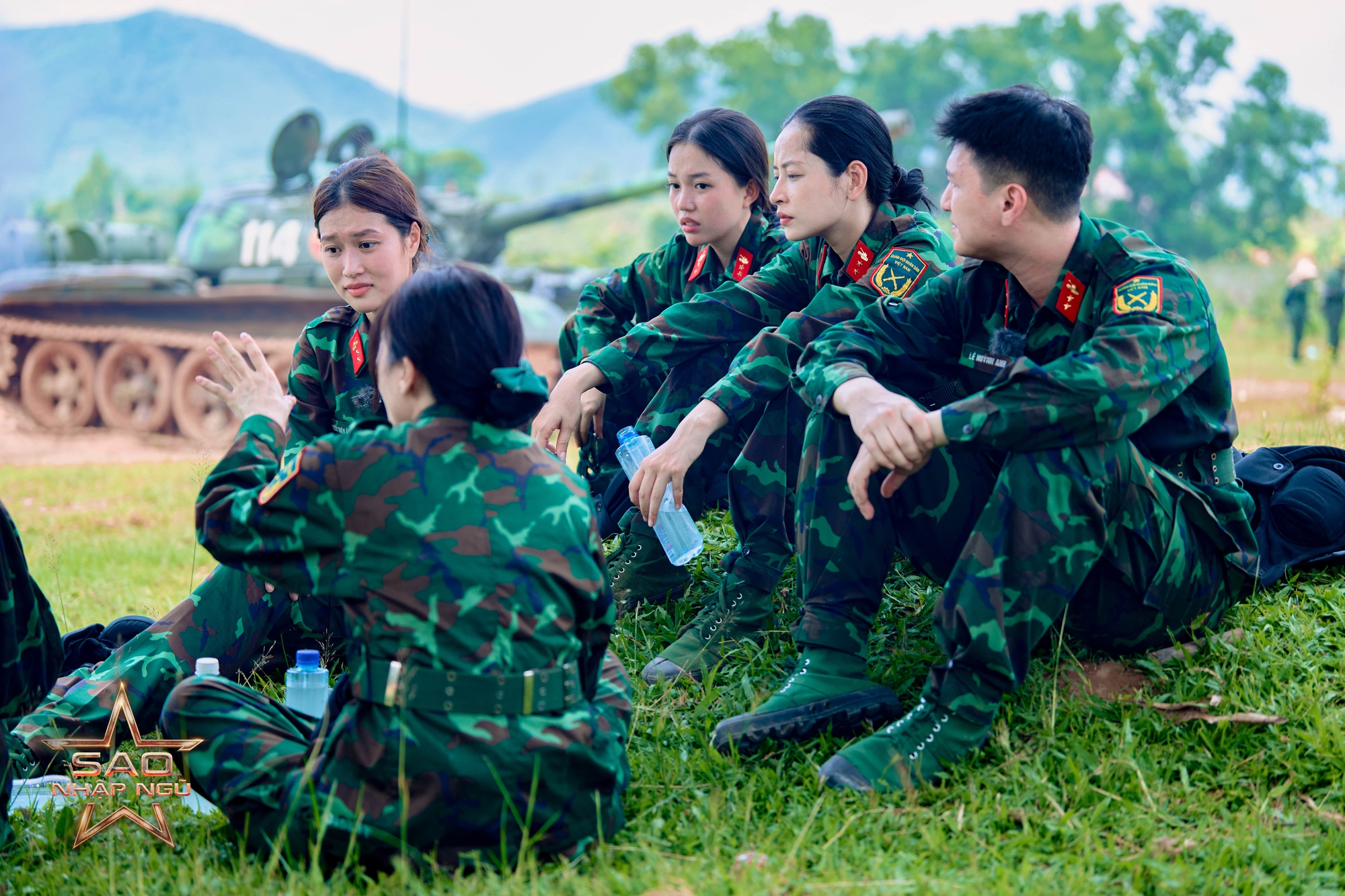 Tập 7 Sao Nhập Ngũ: Hoà Minzy bị chấn thương sau khi bị 