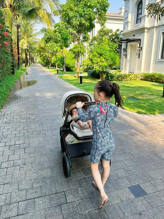 Lan Phương chi 1 tỷ/năm để nuôi con, 2 ái nữ đều học trường quốc tế, được mẹ địu đi du lịch khắp thế giới- Ảnh 7.