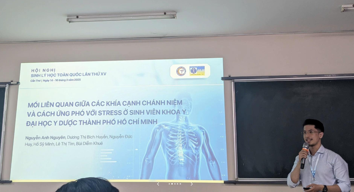 2 bác sĩ sinh năm 2001, đến từ Đại học Y Dược TP.HCM: 