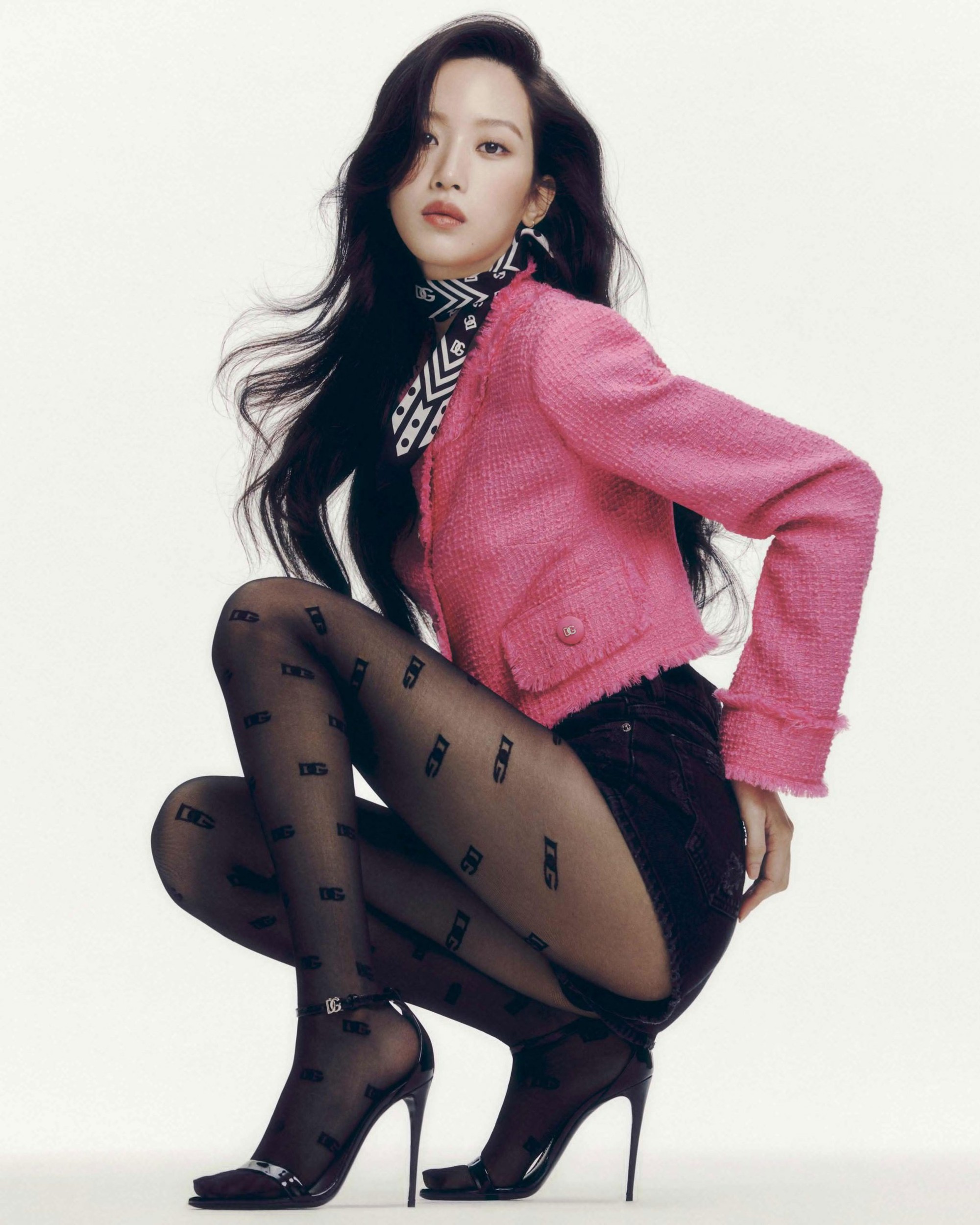 Moon Ga Young lần đầu hở bạo ra sân bay, bị dân Hàn chê tới tấp- Ảnh 2.