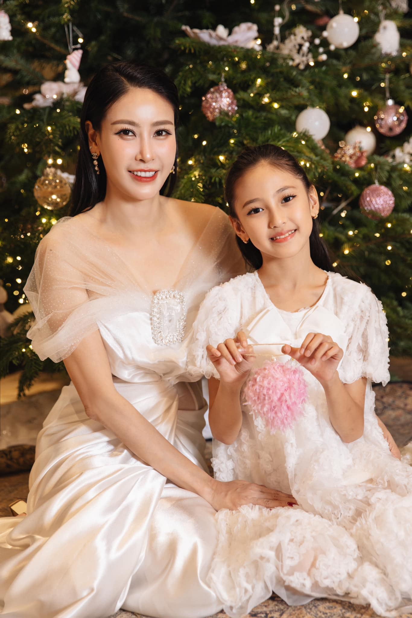 Ái nữ nhà Hà Kiều Anh: Xinh xắn chuẩn "tiểu Hoa hậu", sớm được rèn luyện ballet, piano và cưỡi ngựa- Ảnh 8.