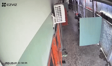 Camera ghi lại khoảnh khắc cuối của đôi nam nữ tử vong trong nhà nghỉ: Xảy ra cãi vã, giằng co- Ảnh 1.
