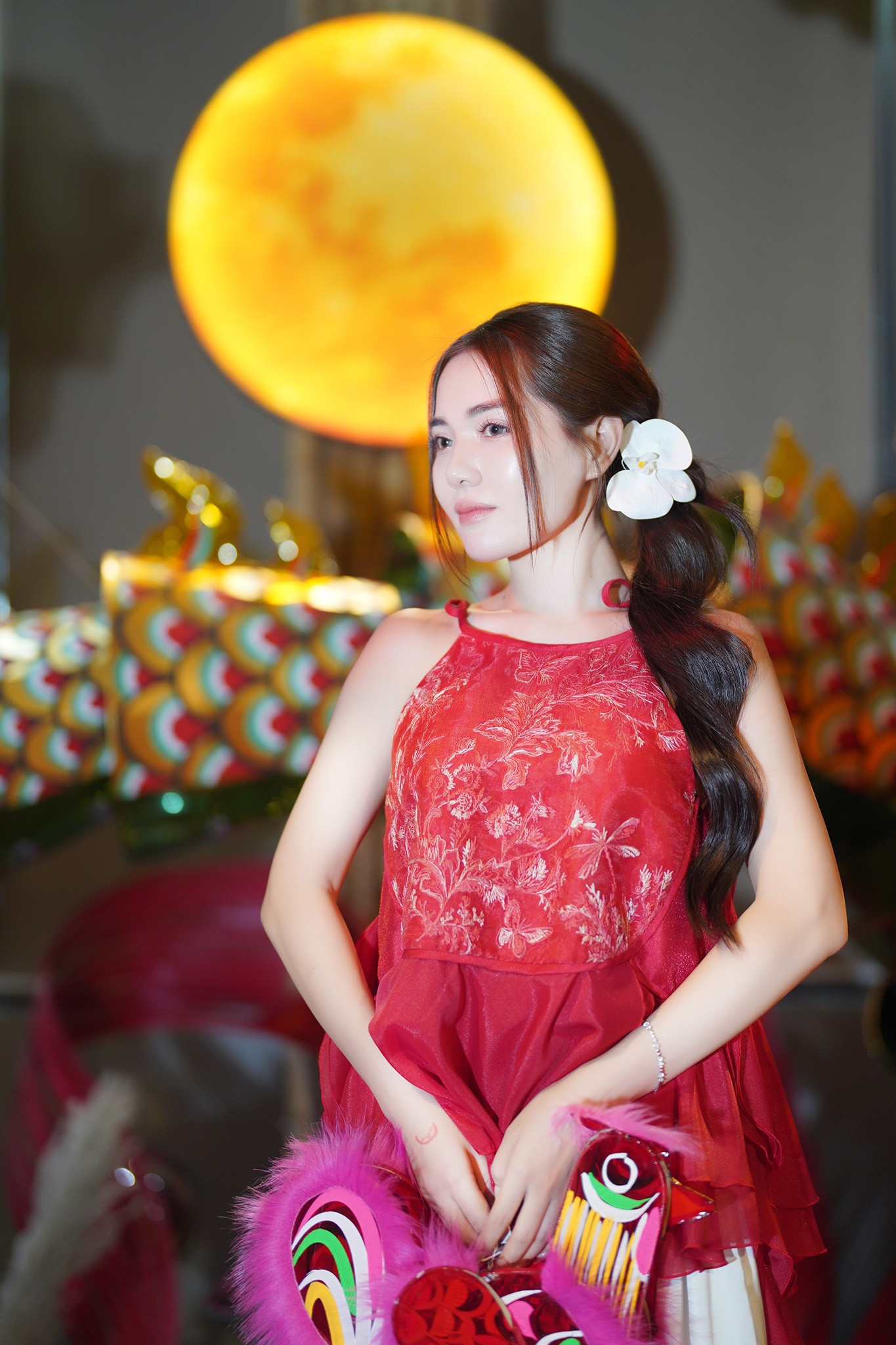 Bạn trẻ háo hức ngắm đèn lồng độc lạ ở TPHCM- Ảnh 21.