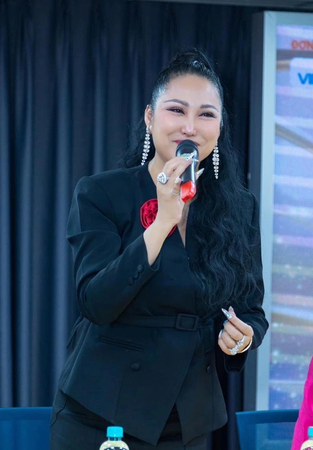 Nữ nghệ sĩ sắp lấy chồng lần 3: Là phó viện trưởng, mẹ đơn thân U45 vẫn được đại gia yêu say đắm- Ảnh 3.