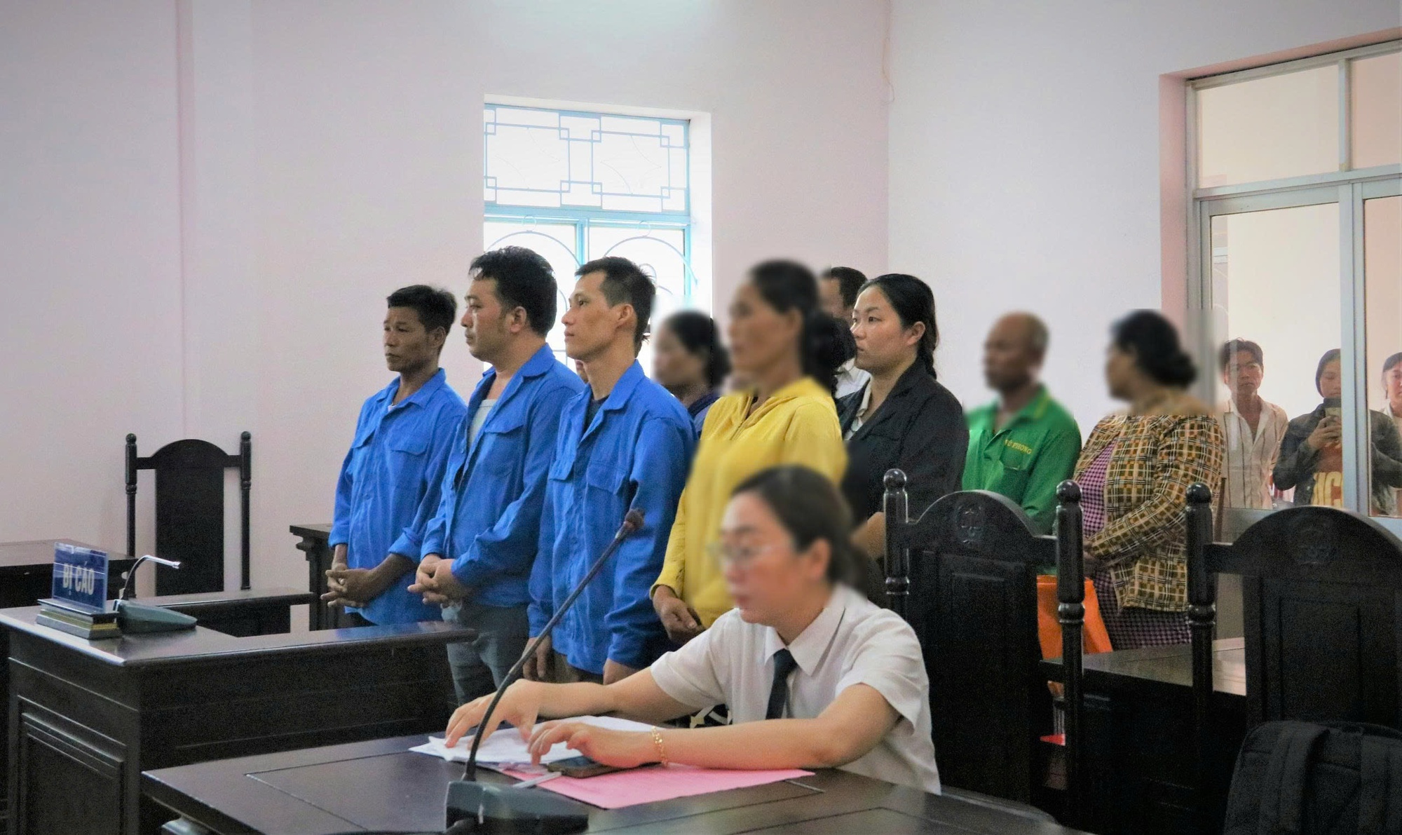 Ông bà ngoại và mẹ ruột bán 2 bé gái sang Trung Quốc: Vụ án chấn động- Ảnh 1.