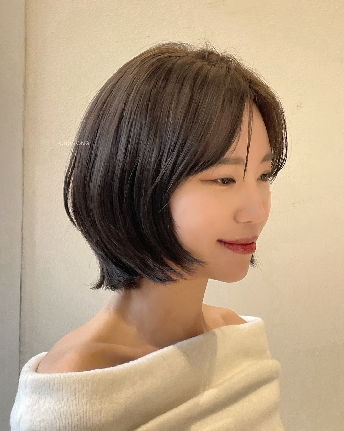 5 kiểu tóc ngắn mốt nhất lúc này giúp nàng lên hương nhan sắc- Ảnh 9.