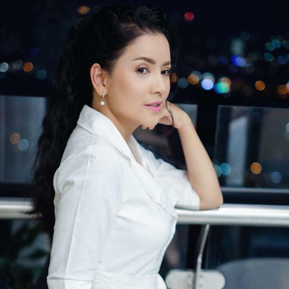 Sức khoẻ của nghệ sĩ Ngọc Trinh trước khi qua đời: Nhập viện cấp cứu và thở máy, hôn mê sâu suốt 10 ngày- Ảnh 1. Sức khoẻ của nghệ sĩ Ngọc Trinh trước khi qua đời: Nhập viện cấp cứu và thở máy, hôn mê sâu suốt 10 ngày- Ảnh 1.