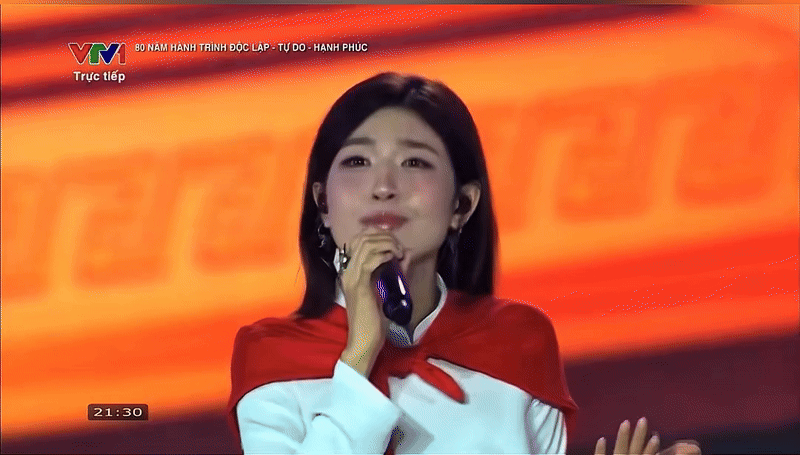 Phát hiện Bạch Nguyệt Quang tại Concert Quốc Gia đặc biệt: Visual sáng bừng không cần filter, đẹp đến nổi hết da gà- Ảnh 7.