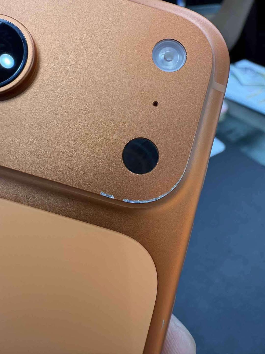 Vừa ra mắt, iPhone 17 Pro đã lộ "nhược điểm chí mạng"?- Ảnh 3.