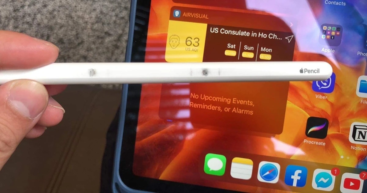 Apple chính thức lên tiếng về phản ánh dấu hiệu bất thường của 2 sản phẩm tại Việt Nam- Ảnh 1.