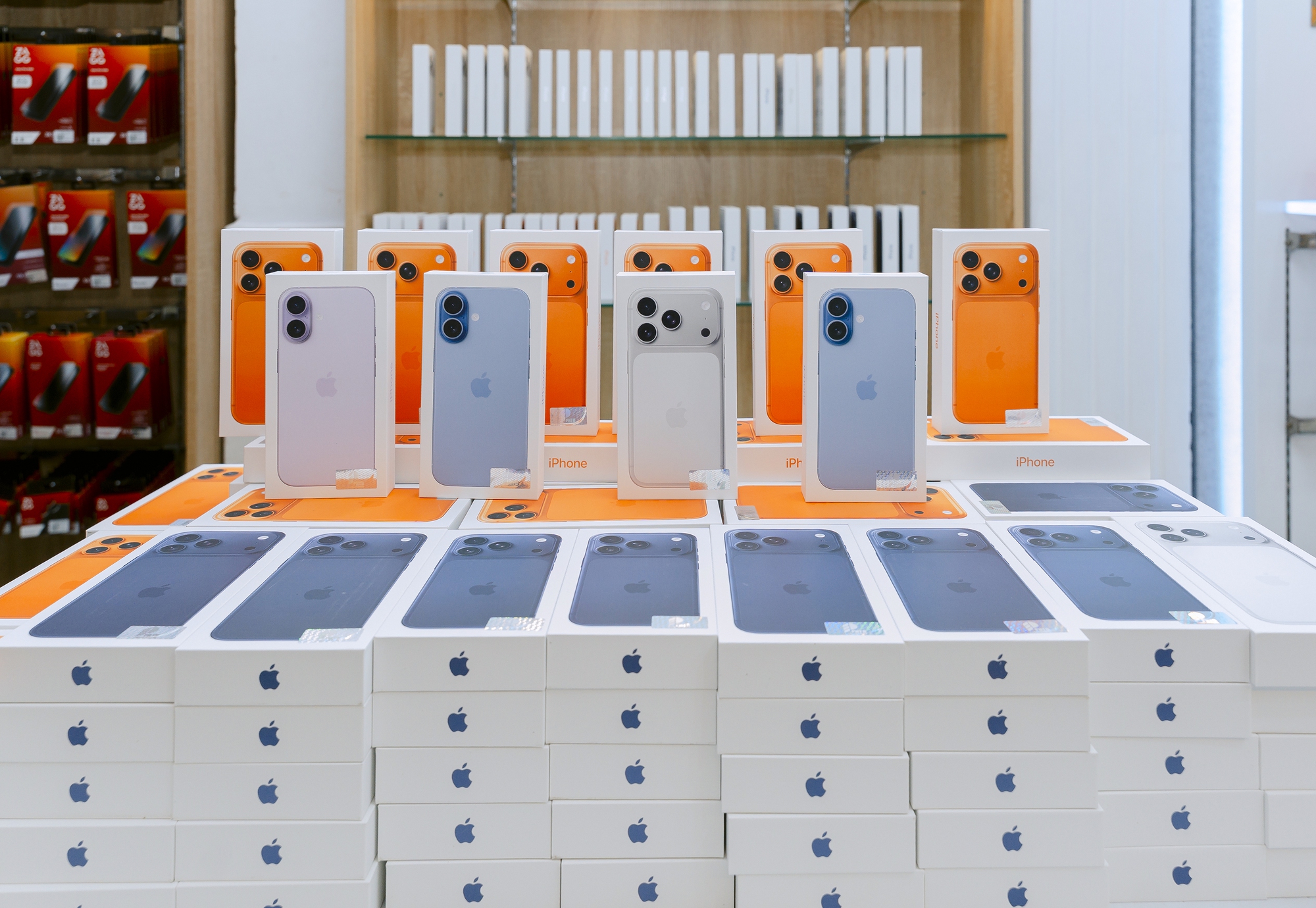 Người Việt chi hàng nghìn tỷ đồng mua iPhone 17- Ảnh 2.