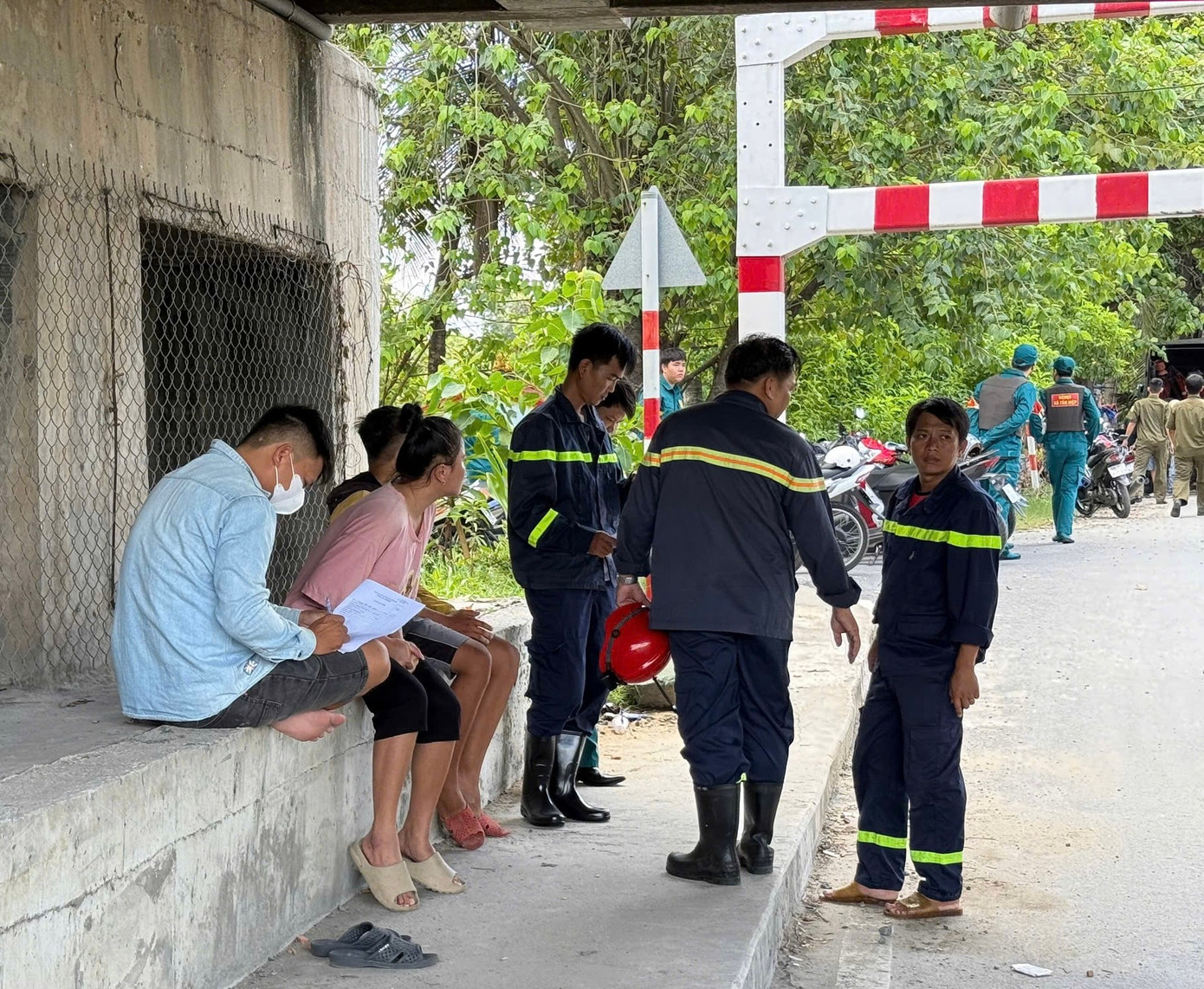 TPHCM: Nam thanh niên mất tích khi đi câu cá dưới chân cầu Xáng- Ảnh 4.