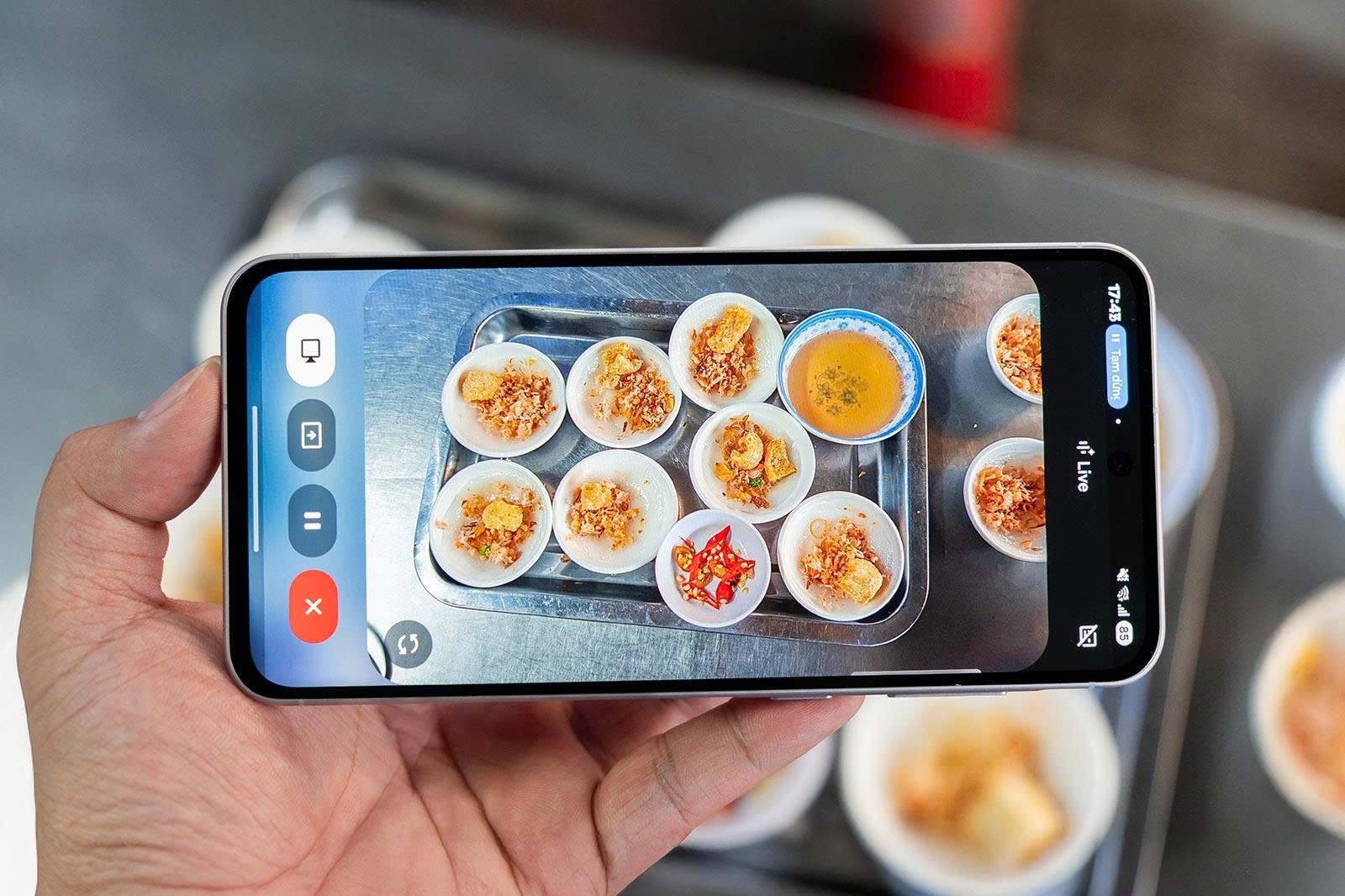 Hết đóng vai quân sư, Gemini Live trên Galaxy A56 5G nay còn truyền cảm hứng cho Gen Z lên mood công việc- Ảnh 2.
