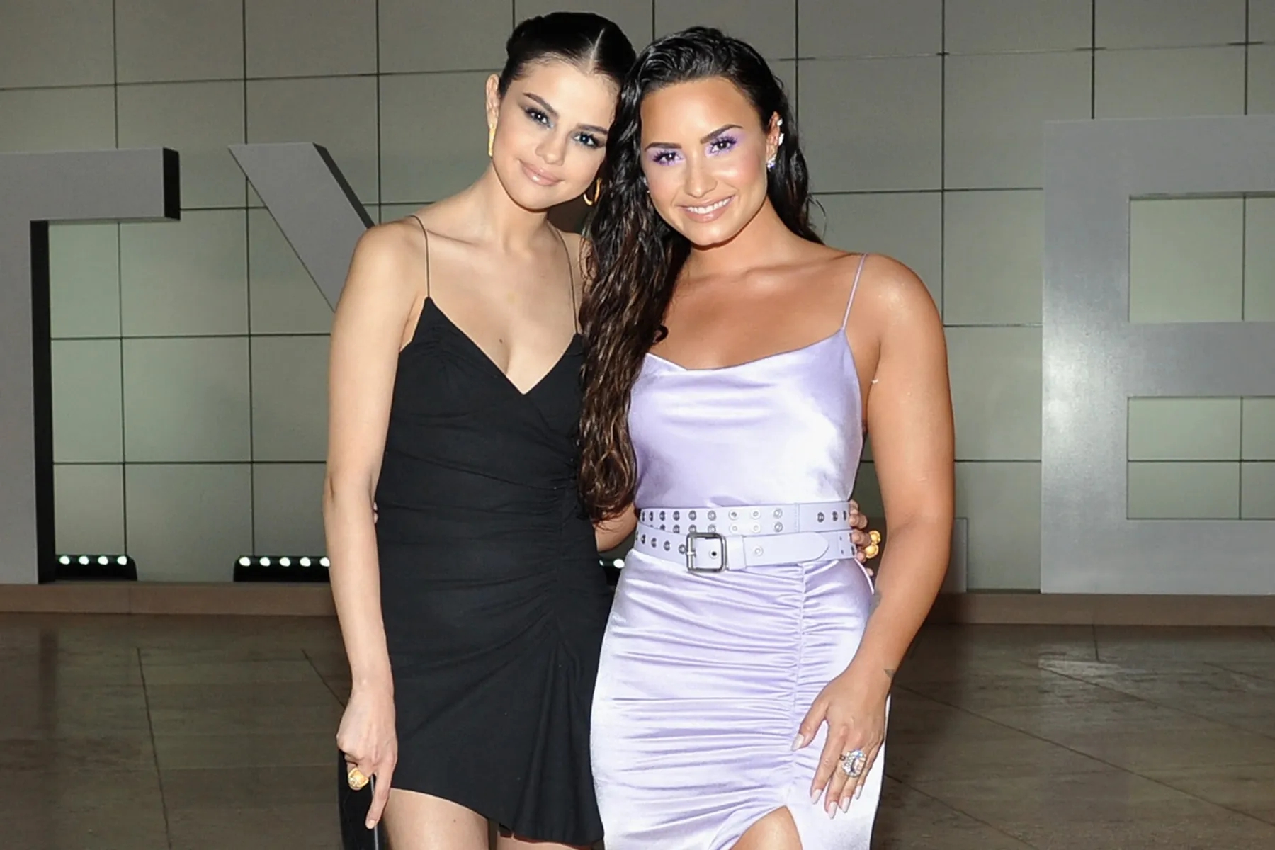 Câu trả lời cho tình bạn giữa Selena Gomez và Demi Lovato sau 11 năm cạch mặt- Ảnh 6.