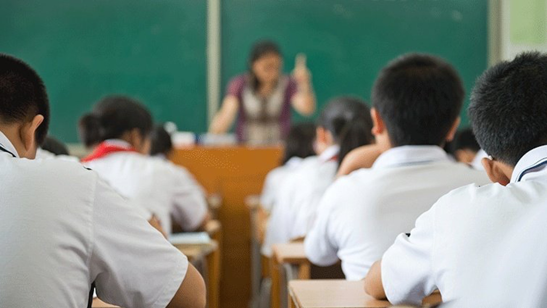Món đồ chơi bị thu không phải thảm họa, một câu trách mắng không thể là "tận thế": Học sinh và những giới hạn- Ảnh 2.