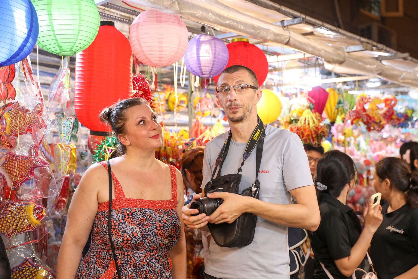 ‘Thiên đường lồng đèn’ ở TPHCM đông nghịt người 'check-in'- Ảnh 6.