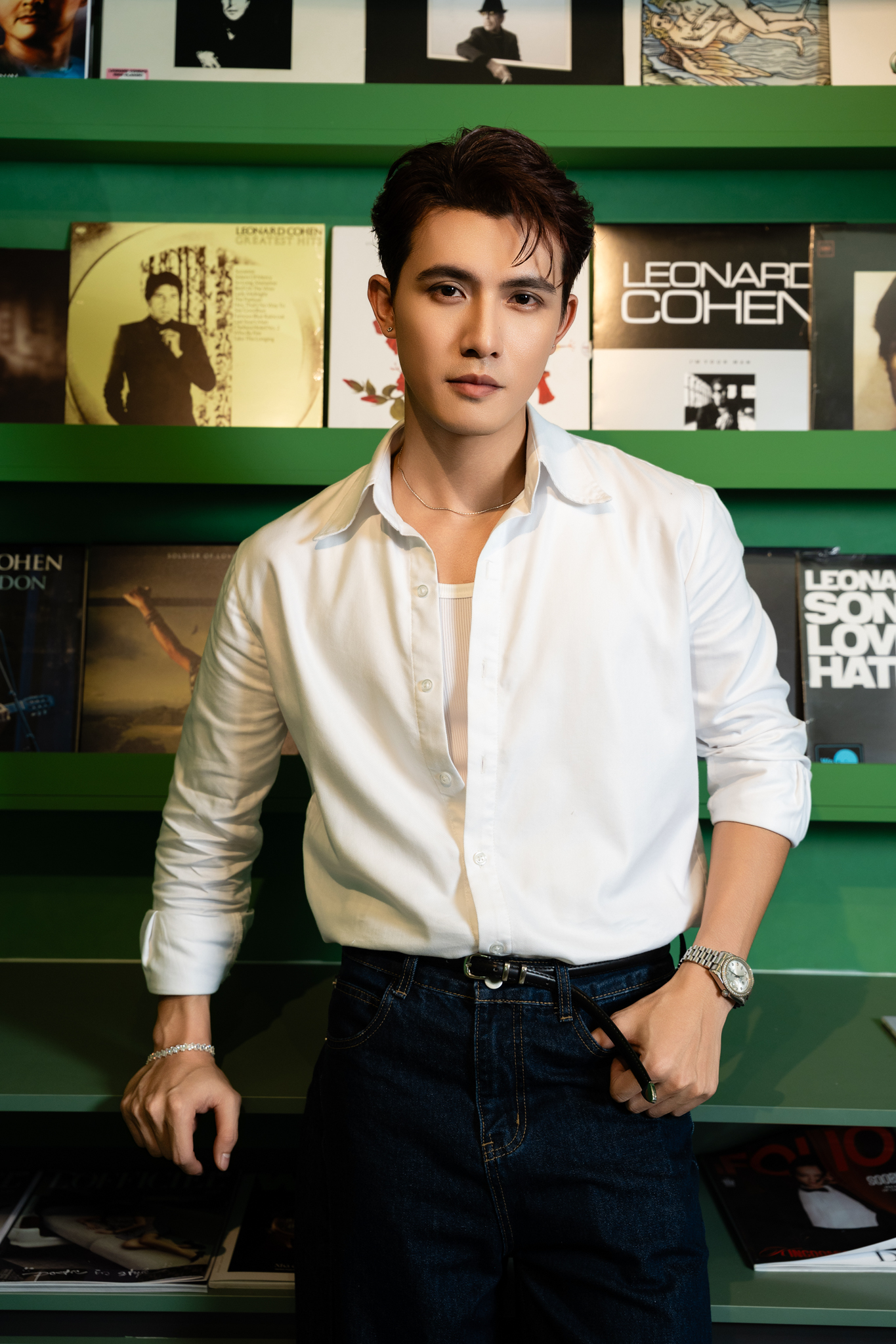 2 giây cơ phó Nguyễn Huy Khanh xuất hiện trước vụ cướp máy bay, cả rạp bật điện thoại tìm ngay info: Đẹp điên!- Ảnh 3.