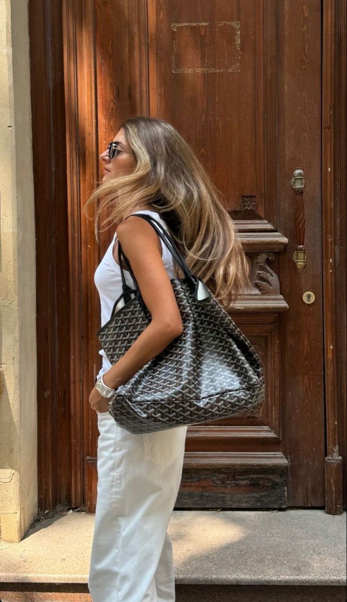 Vì sao Goyard bất ngờ vượt Hermès, trở thành “ngôi sao ngầm” giữ giá số 1 năm 2025?- Ảnh 11.