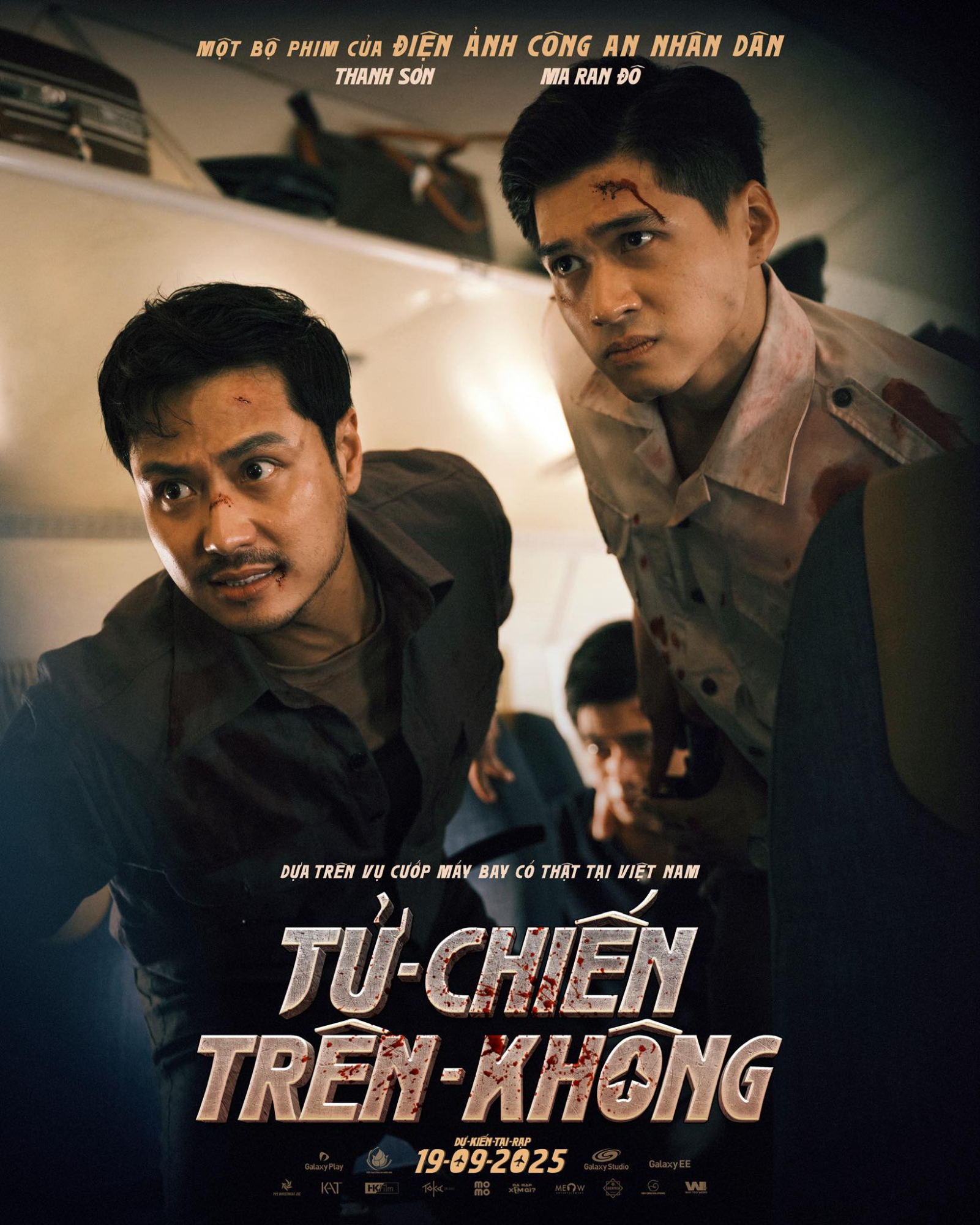 Anh cảnh vệ đẹp trai nhất Tử Chiến Trên Không từng “cắm sừng” 1 Chị Đẹp, bị truy lùng vì phát ngôn gây bão MXH- Ảnh 2. Anh cảnh vệ đẹp trai nhất Tử Chiến Trên Không từng “cắm sừng” 1 Chị Đẹp, bị truy lùng vì phát ngôn gây bão MXH- Ảnh 2.