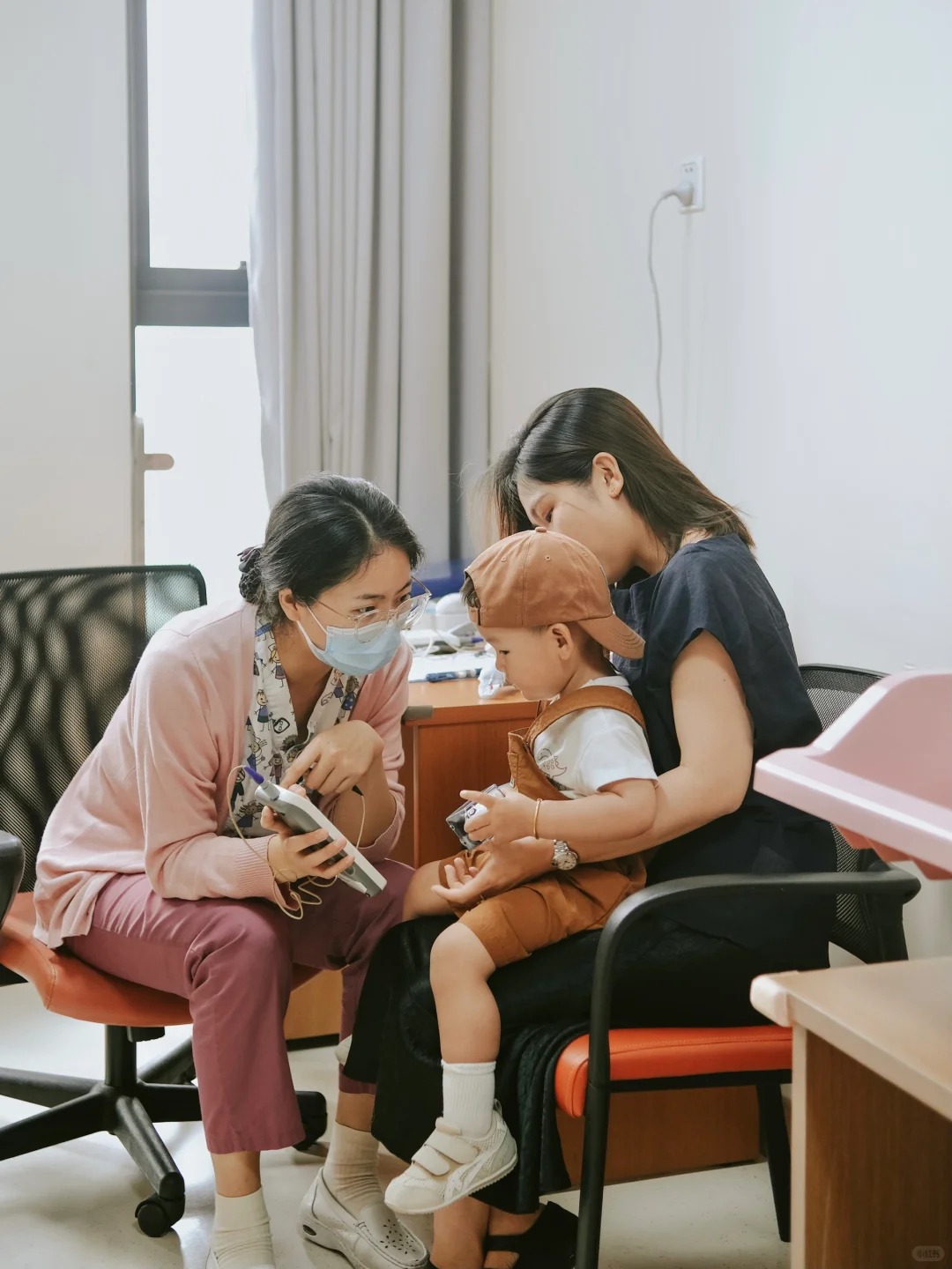 Sao hạng A cũng phải ngộp thở với lịch trình 24h của các mom hiện tại: 