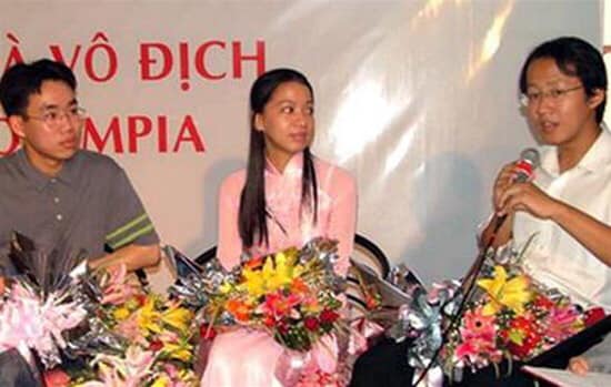 Quán quân Olympia đầu tiên trong lịch sử đến từ trường chuyên miền Tây đình đám, cuộc sống hiện tại ở "trời Tây" đầy ấn tượng- Ảnh 2.