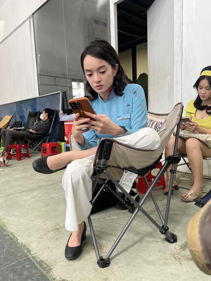 Loạt ảnh chưa từng tiết lộ của Tử Chiến Trên Không: Hóa ra Kaity Nguyễn là trùm cuối khiến cả ekip cực rén- Ảnh 5.