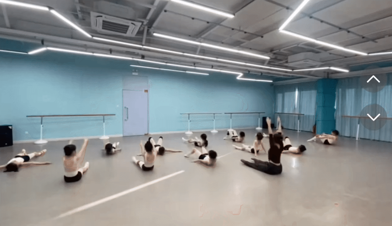 D&acirc;n t&igrave;nh m&atilde;n nh&atilde;n trước m&agrave;n m&uacute;a R&ugrave;a V&agrave; Thỏ, nh&igrave;n clip hậu trường mới biết c&aacute;c b&eacute; đ&atilde; nỗ lực tập luyện thế n&agrave;o- Ảnh 7.