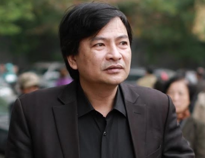"Vua hề chèo" từng chẳng có xu dính túi, U70 vẫn đắt show, sống an nhàn bên vợ 2- Ảnh 1.