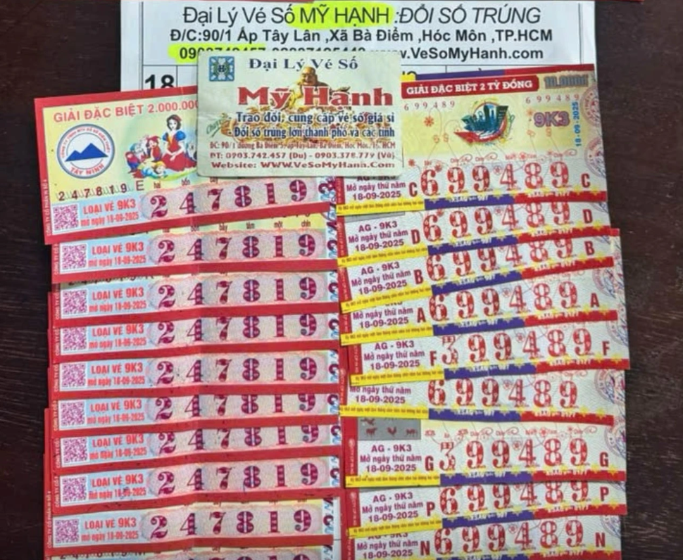Mua vé số dò cho vui, người đàn ông ở TP.HCM trúng 16 tỷ đồng: Ngỡ ngàng số tiền chia cho các con- Ảnh 1.