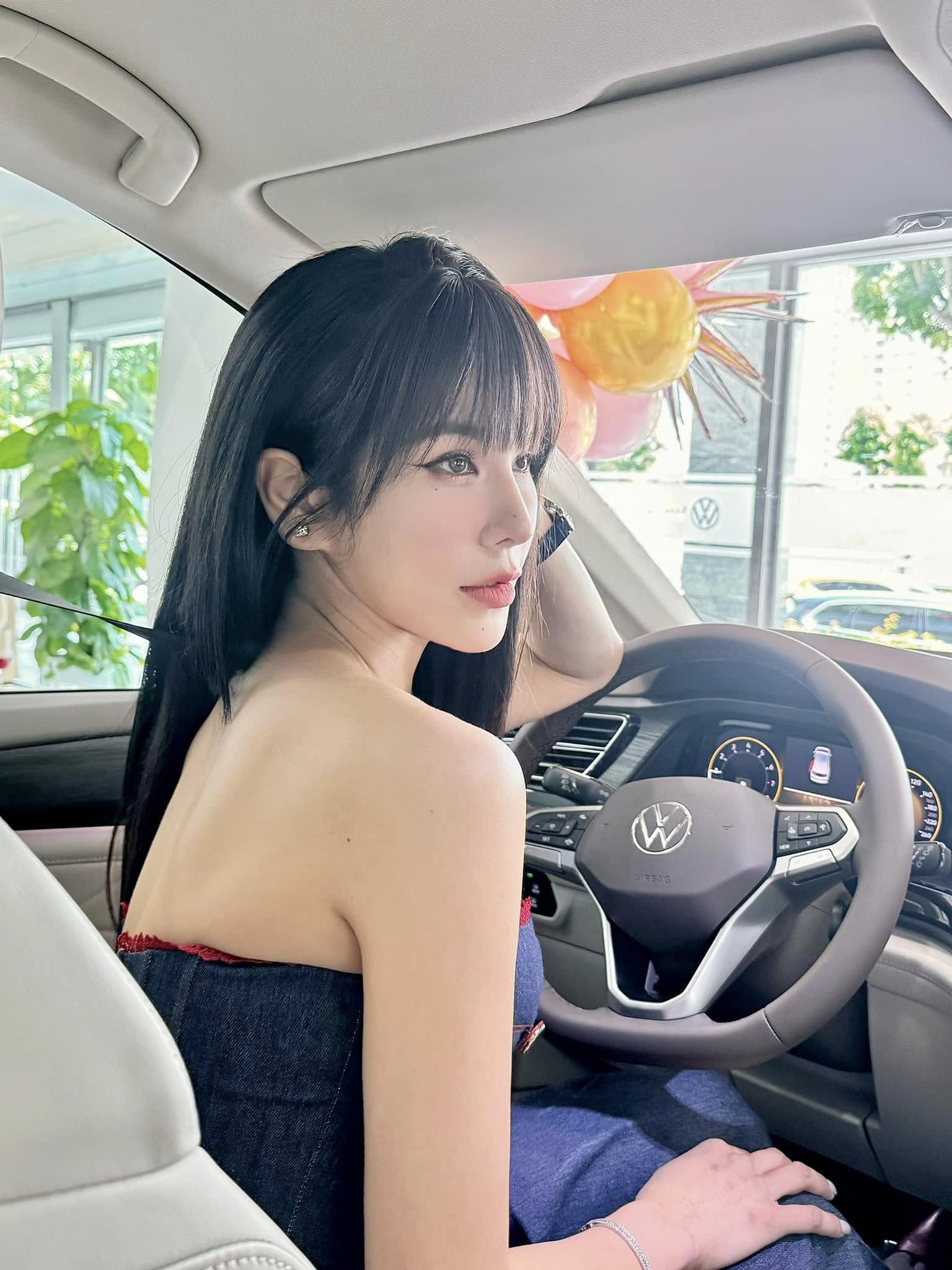 Nhan sắc của mẹ đơn thân nóng bỏng bậc nhất showbiz Việt, sở hữu biệt thự 600m2 ở TP.HCM- Ảnh 5.