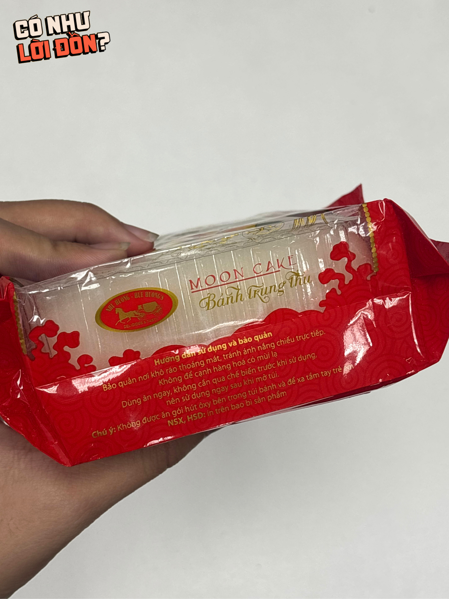 Review bánh dẻo trứng muối 