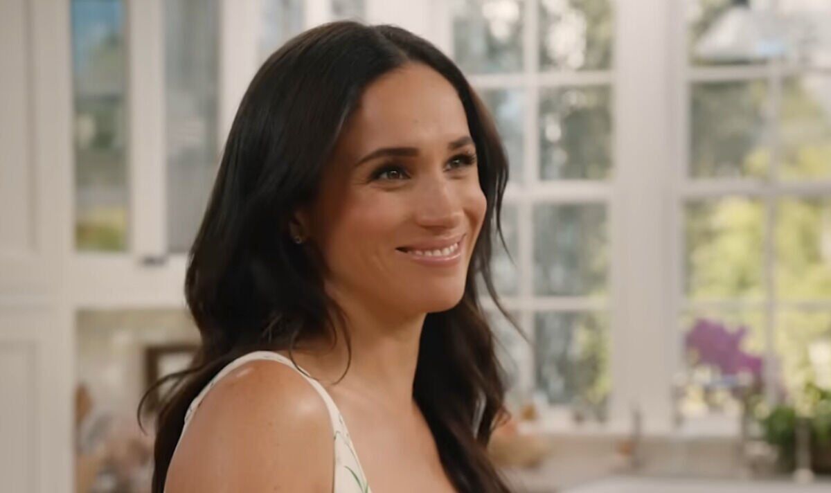 Ông trùm Netflix hết lời tung hô Meghan Markle: Dân mạng mỉa mai “chỉ là hào quang đi mượn”- Ảnh 4.